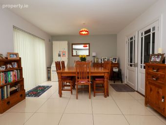 12 The Sycamores, Rochfortbridge, Rochfortbridge, Co. Westmeath - Image 5