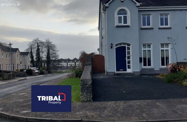 4 Bar Na Carraige, Fort Lorenzo, Galway, Salthill, Co. Galway - Click to view photos
