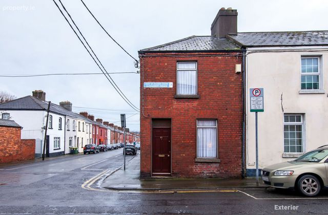 61 Glengarriff Parade, Phibsborough, Co. Dublin, Phibsborough, Dublin 7 - Click to view photos