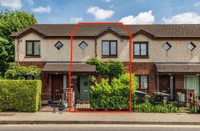 9 Millbrook Court, Naas, Co. Kildare - Click to view photos