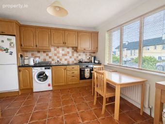 27 River Crest, Tuam, Co. Galway - Image 4