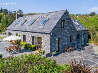 The Stone House, Rossbrin, Schull, Co. Cork - Image 2