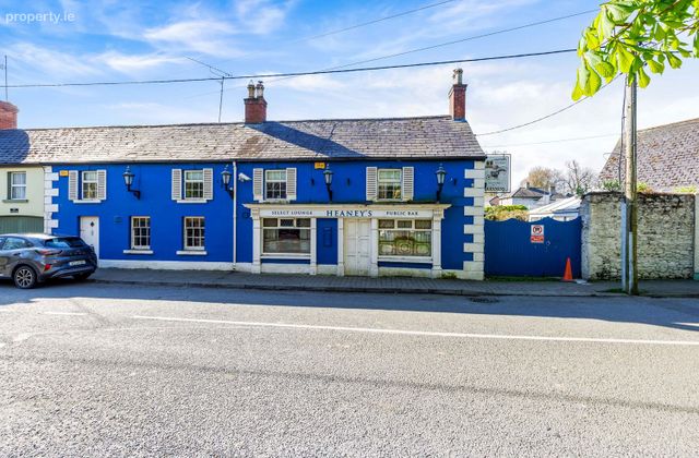 Former Licensed Premises Apartment With Development Potential, Castlebellingham, Co. Louth - Click to view photos