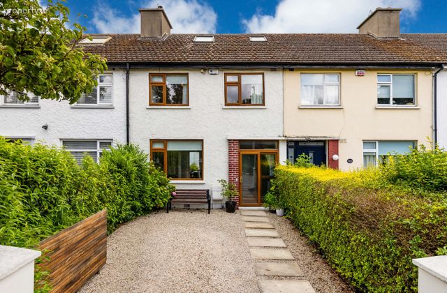 44 Clontarf Park, Clontarf, Dublin 3, Clontarf, Dublin 3 - Click to view photos