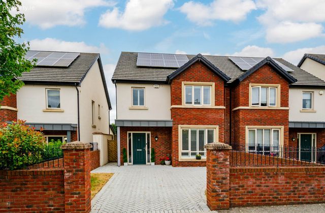 81 Carton Wood, Maynooth, Co. Kildare, Maynooth, Co. Kildare - Click to view photos