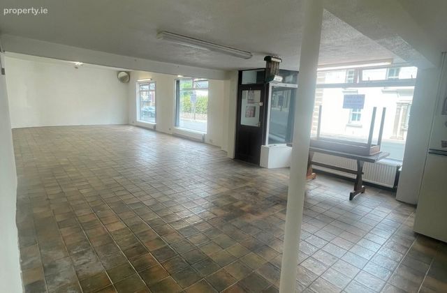 Bank Place, Doon, Limerick, Cloonlusk, Co. Limerick - Click to view photos