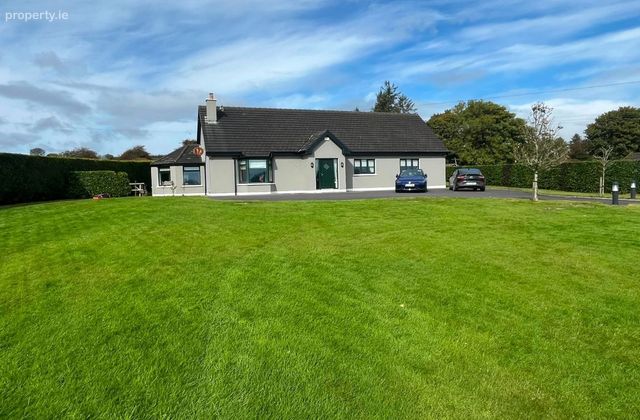 Maymount, Knockbrack, Knuttery, Co. Cork - Click to view photos