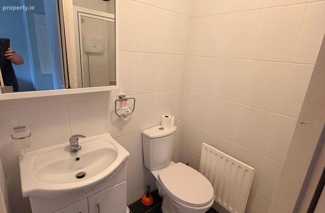 24 The Cox, The Orchard, Leixlip Road, Lucan, Co. Dublin - Click to view photos