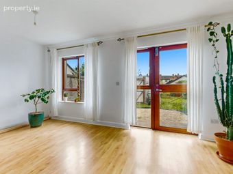 33 Dun Saithne View, Balbriggan, Co. Dublin - Image 3
