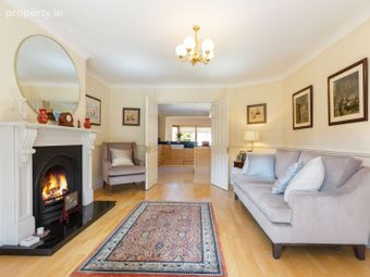 27 Carysfort Woods, Blackrock, Stillorgan, Co. Dublin - Image 3
