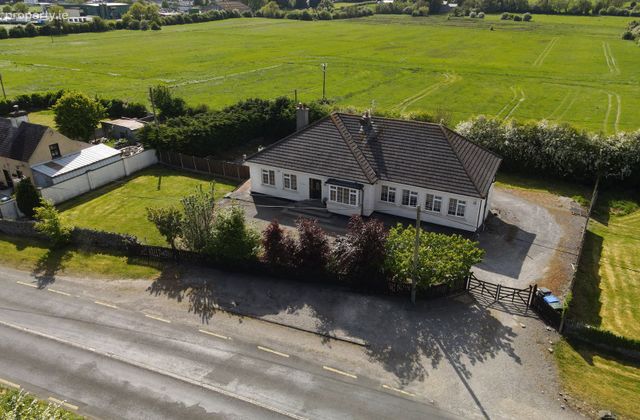 Hollybrook, Crookstown Upper, Ballitore, Crookstown, Co. Kildare - Click to view photos