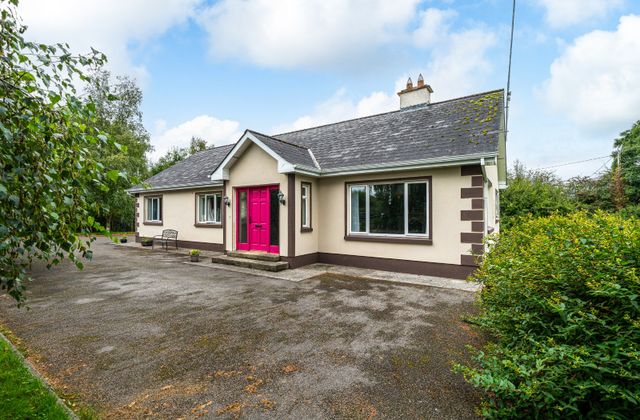 Ballagh, Newtownforbes, Co. Longford, Newtownforbes, Co. Longford - Click to view photos