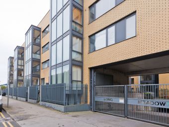2 Longmeadow, Islandbridge, Dublin 8 - Image 2