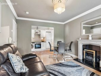 Apartment 90, Kerrymount, Castle Court, Dublin 18, Co. Dublin, Leopardstown, Dublin 18 - Image 3