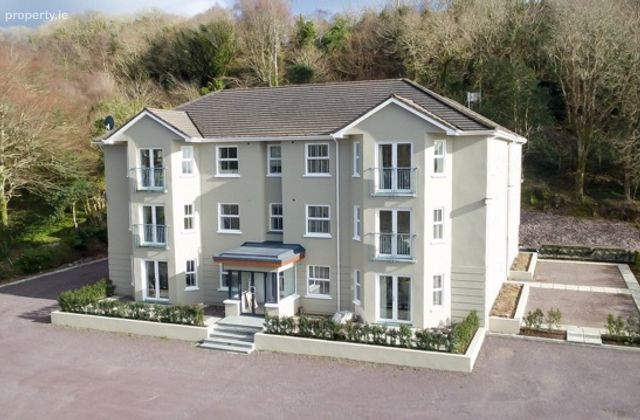 Hazelwood House, Ballylickey, Bantry , West Cork, Bantry, Co. Cork - Click to view photos