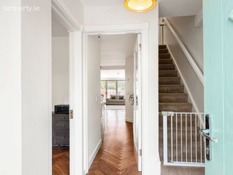 166 Mulvey Park, Dundrum, Dublin 14, Dundrum, Dublin 14 - Image 2