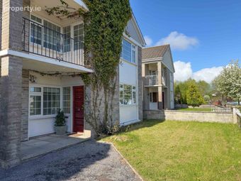 22 Willowmere Drive, Thurles, Co. Tipperary, Thurles, Co. Tipperary - Image 2