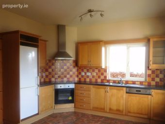 15 Sl&iacute; Na Sp&eacute;ire, Clieveragh, Listowel, Co. Kerry - Image 3