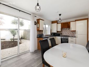 6 Saddlers Avenue, Dublin 15 - Image 4