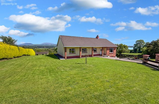 Cluain Fada, Killaloe, Co. Clare, Killaloe, Co. Clare - Click to view photos