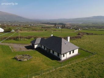 Ballinavounig, Dingle, Co. Kerry - Image 4