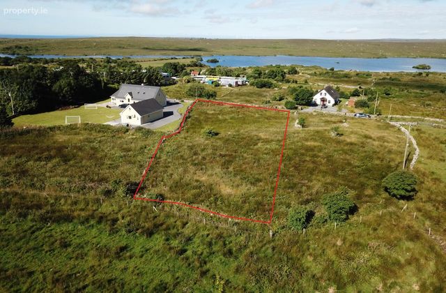 Seanadh Gharr&aacute;in, Spiddal, Co. Galway, Spiddal, Co. Galway - Click to view photos