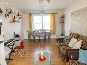 11 Marian Avenue, Carrick-on-Suir, Co. Tipperary - Image 4