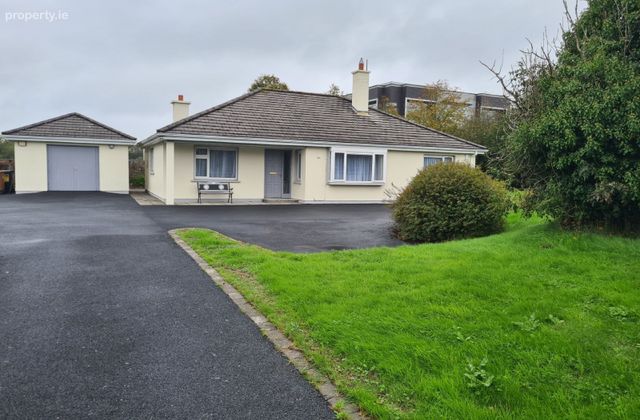Holycross, Waterford, Butlerstown, Co. Waterford - Click to view photos