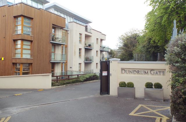 Dundrum Gate, Dundrum, Dublin 16 - Click to view photos
