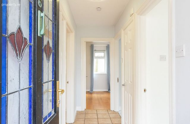 6 Patrick Court, Patrick Street, Dun Laoghaire, Co. Dublin - Click to view photos