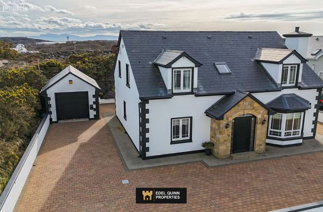13 Roseville Heights, Fintra Road, Killybegs, Co. Donegal - Click to view photos