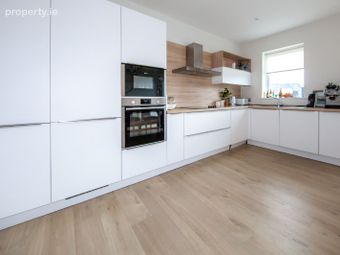 30 The Grove, Saint Marnock's Bay, Portmarnock, Co. Dublin - Image 5
