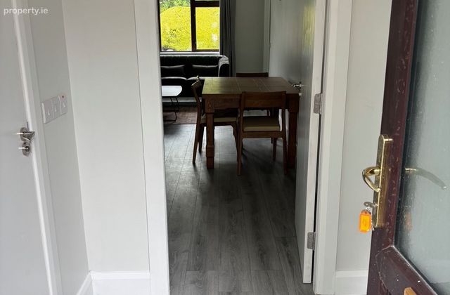 Apartment 16, Dunlo Court, Ballinasloe, Co. Galway - Click to view photos