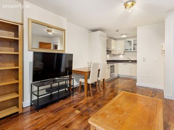 18b The Bottleworks, Dermot O'hurley Avenue, Irishtown, Dublin 4, Irishtown, Dublin 4 - Image 3
