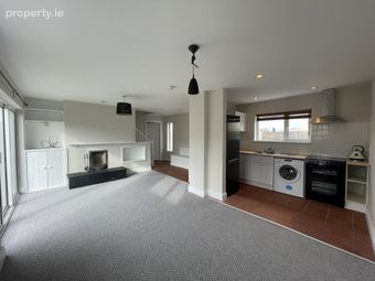 10 Lexington Court, Bearlough, Rosslare Strand, Co. Wexford - Image 4