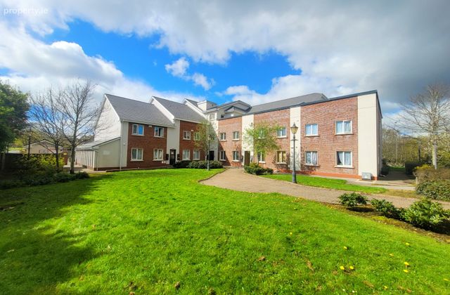 Duplex Apartment 23 Gort Siar, Clybaun, Co. Galway - Click to view photos