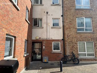 Apartment 19, Schoolhouse Court, Dublin 9 - Image 2