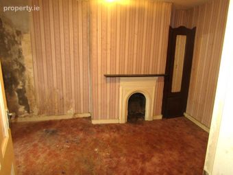 13 Emmett Place, Saint Joseph Street, Limerick City Centre, Co. Limerick - Image 3