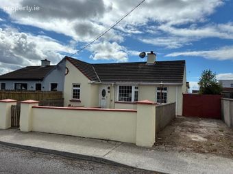 66 Congress Villas, Dungarvan, Co. Waterford, Dungarvan, Co. Waterford - Image 2