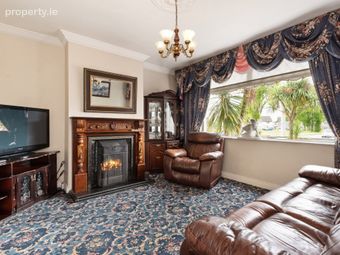 2 Mountdown Avenue, Manor Estate, Terenure, Dublin 12, Terenure, Dublin 12 - Image 2