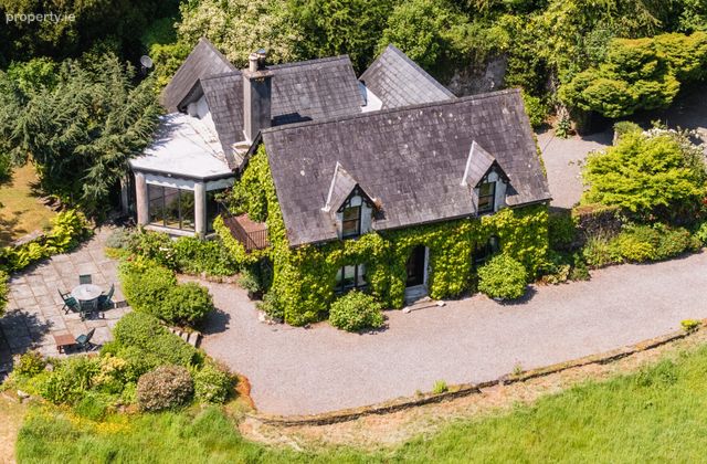 Teddington Cottage, Woodstock, Inistioge, Co Kilkenny, Inistioge, Co. Kilkenny - Click to view photos