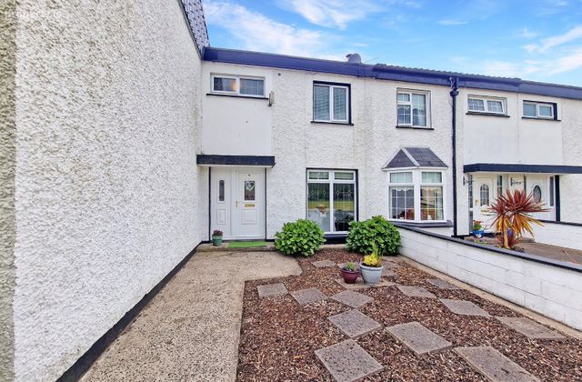 9 Tradaree Court, Shannon, Co. Clare, Shannon, Co. Clare - Click to view photos