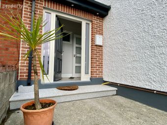 8 The Drive, Millbrook Lawns, Tallaght, Dublin 24 - Image 3