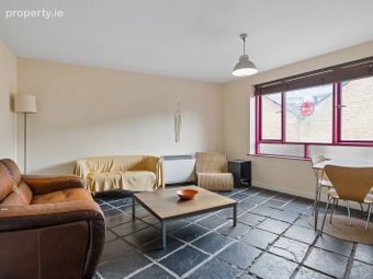 Apartment 4 Blind Quay, Lower Exchange Street, Dublin 8 - Image 2