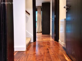 Apartment 410, The Cubes 7, Beacon South Quarter, Dublin 18, Stillorgan, Co. Dublin - Image 4