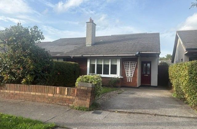 12 Abbeywood Way, Lucan, Co. Dublin - Click to view photos