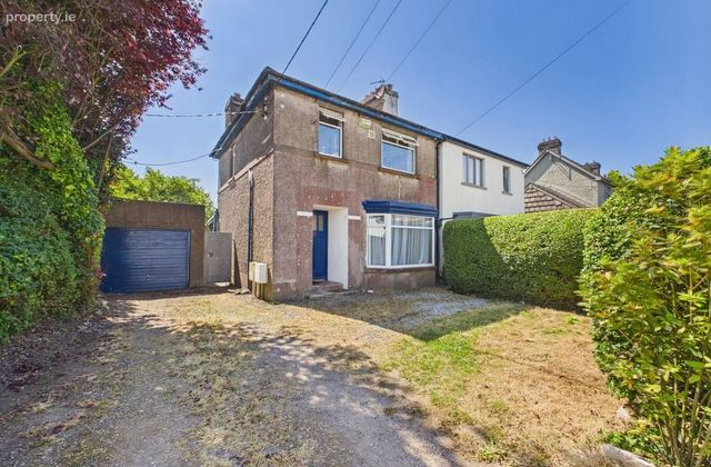 Corofin, Hartland's Avenue, The Lough, Co. Cork - Click to view photos