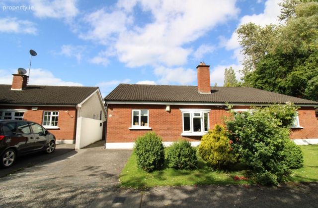 31 The Woodlands, Castletown, Celbridge, Co. Kildare - Click to view photos