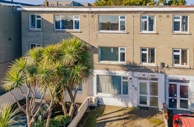 14 Abbey View, Monkstown, Monkstown, Co. Dublin - Click to view photos