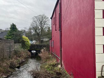 Carry Out, Rosemary Square, Roscrea, Co. Tipperary - Image 4